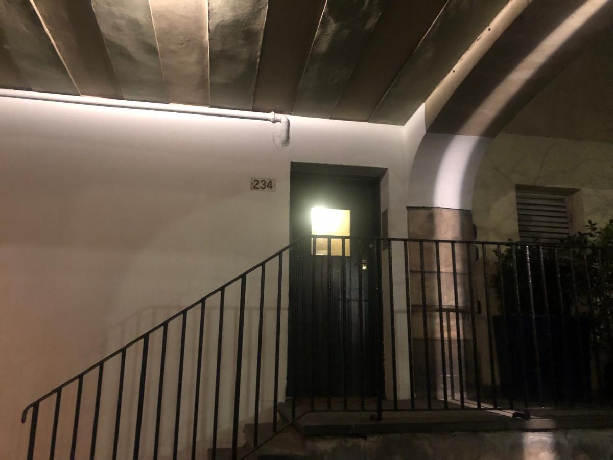 Royal Mile Famous Canongate Flat EDI Buitenkant foto